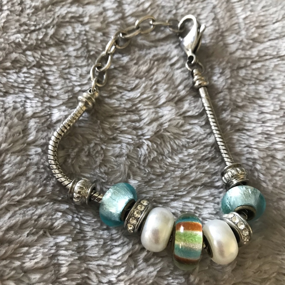 Charm bracelet